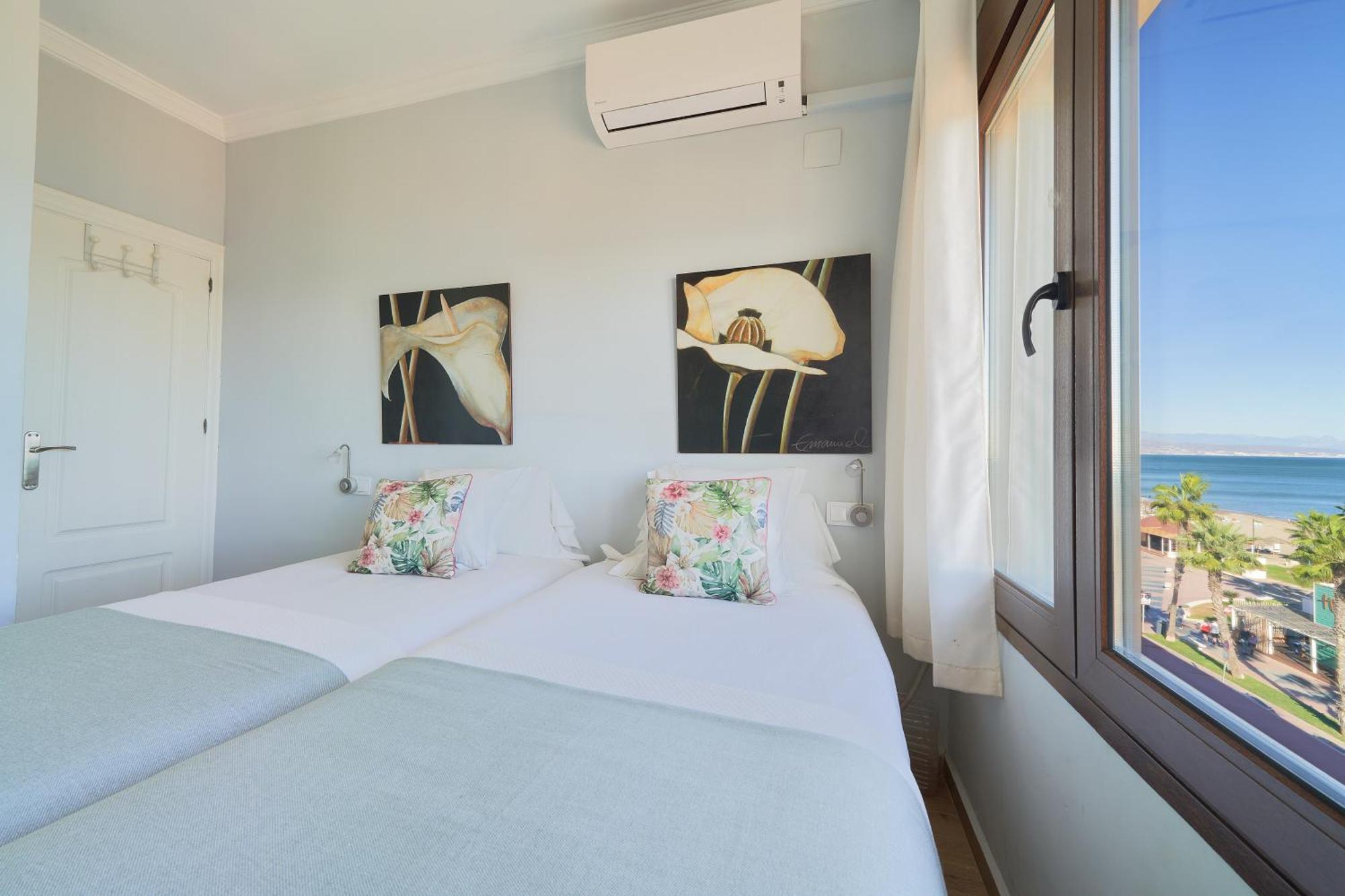 Xpce Playa Bajondillo Terrace - Parking Free Apartment Torremolinos Ngoại thất bức ảnh