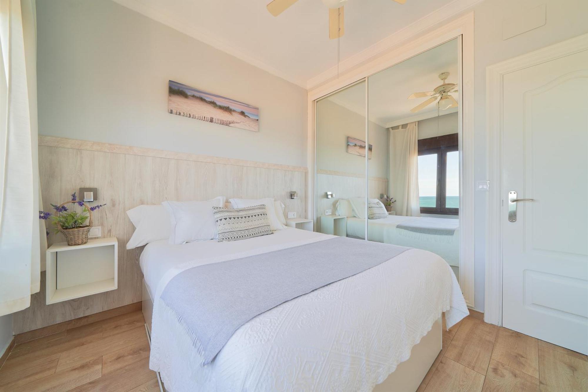 Xpce Playa Bajondillo Terrace - Parking Free Apartment Torremolinos Ngoại thất bức ảnh