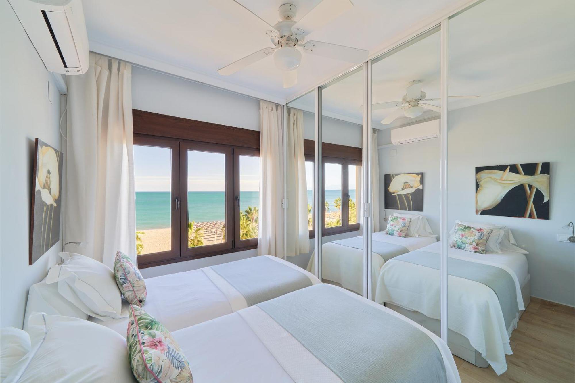 Xpce Playa Bajondillo Terrace - Parking Free Apartment Torremolinos Ngoại thất bức ảnh
