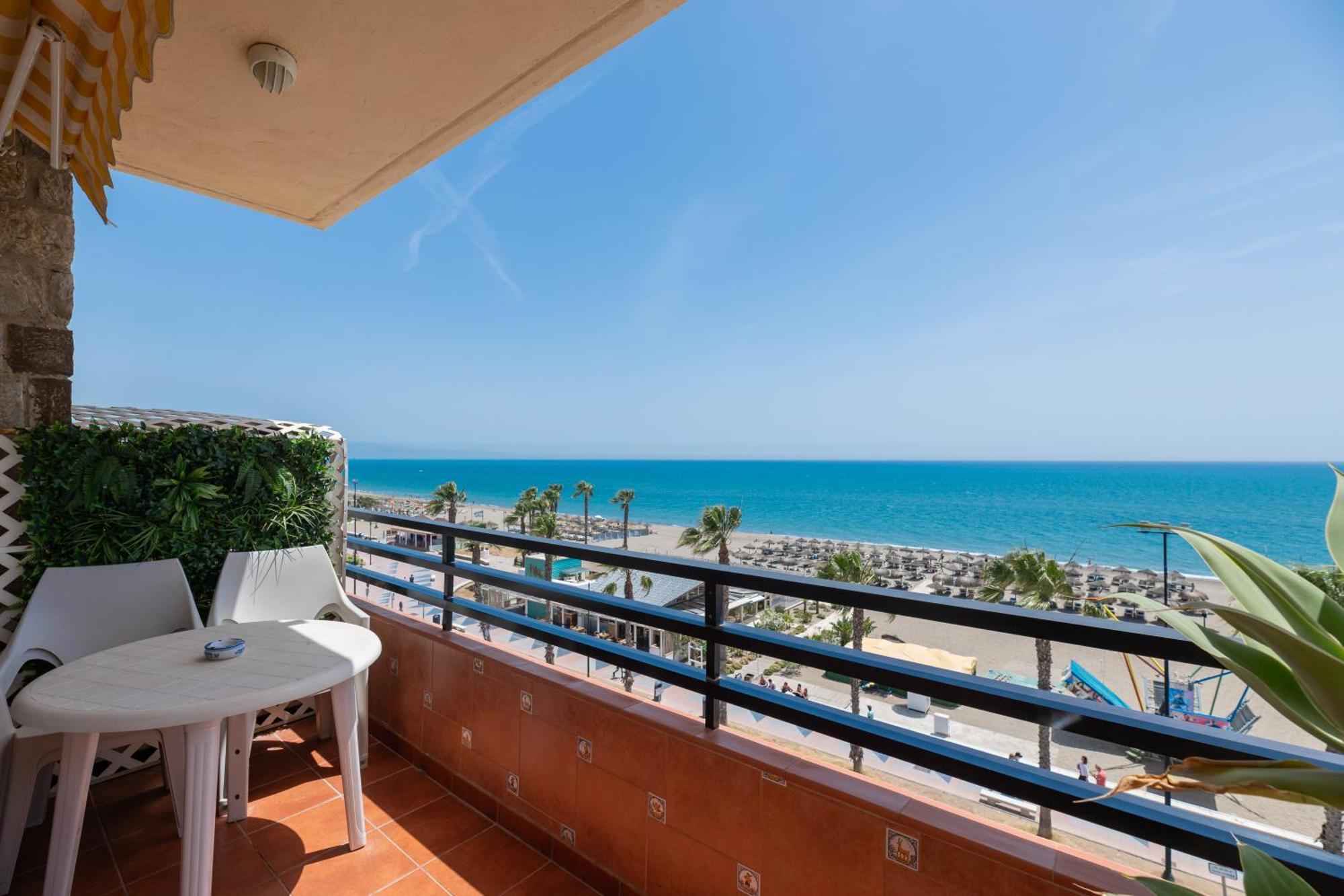 Xpce Playa Bajondillo Terrace - Parking Free Apartment Torremolinos Ngoại thất bức ảnh